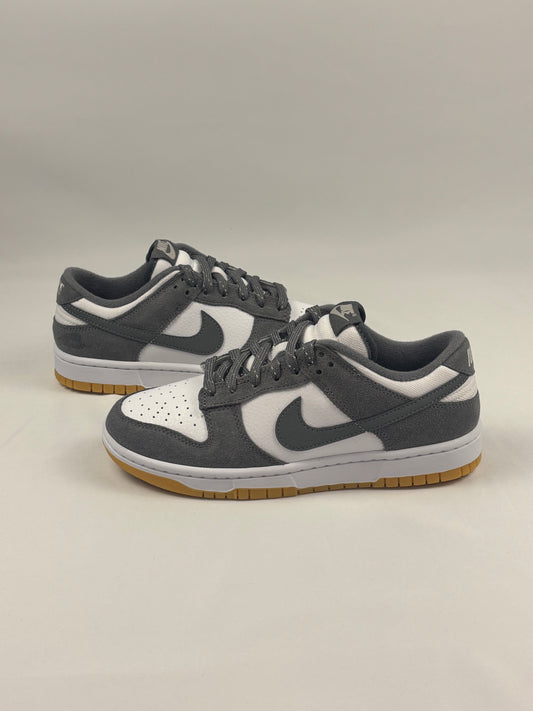 Nike - Dunk Low
