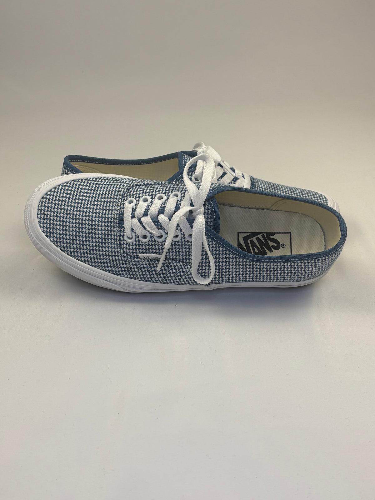 Vans - Authentic