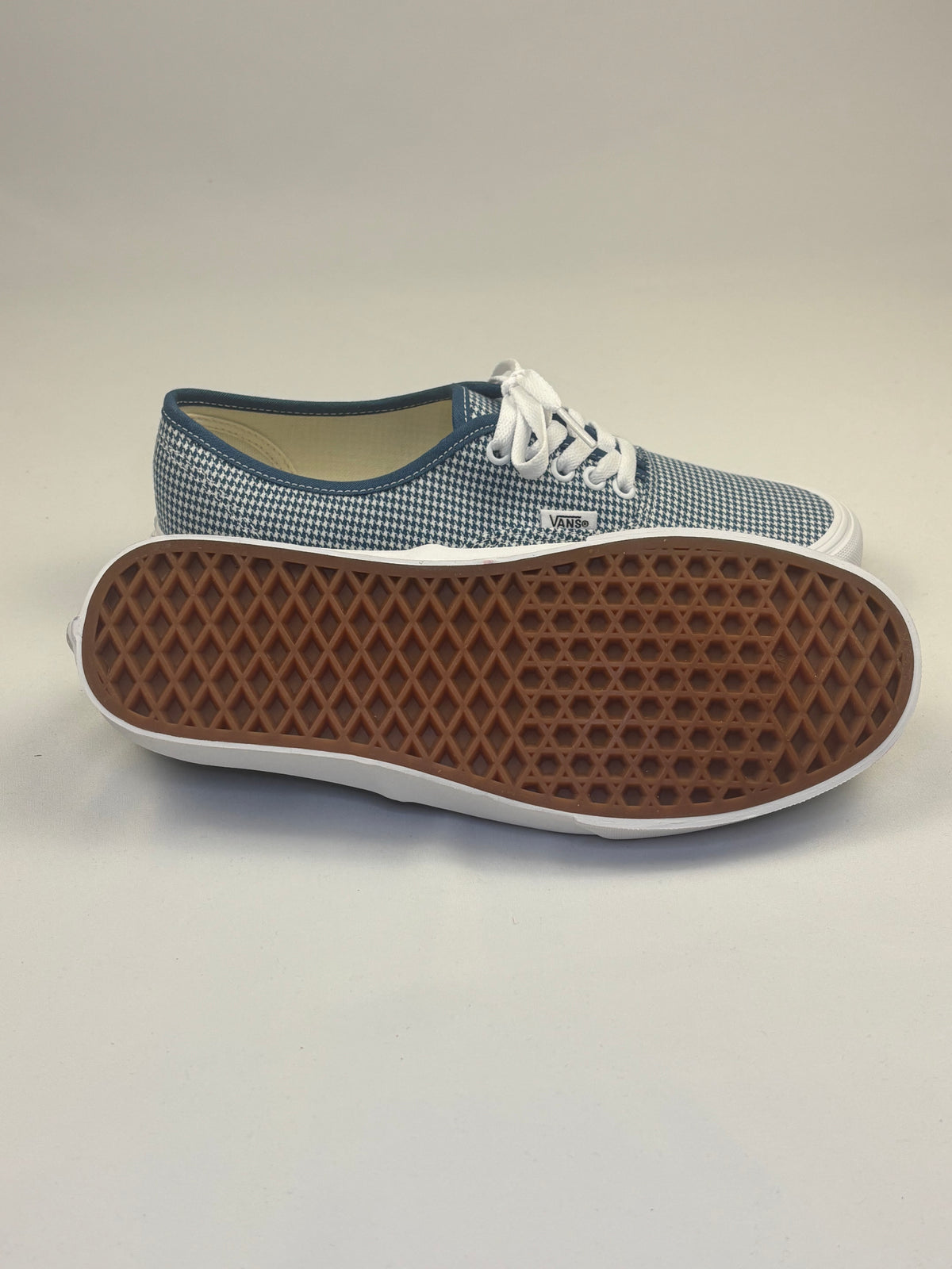 Vans - Authentic