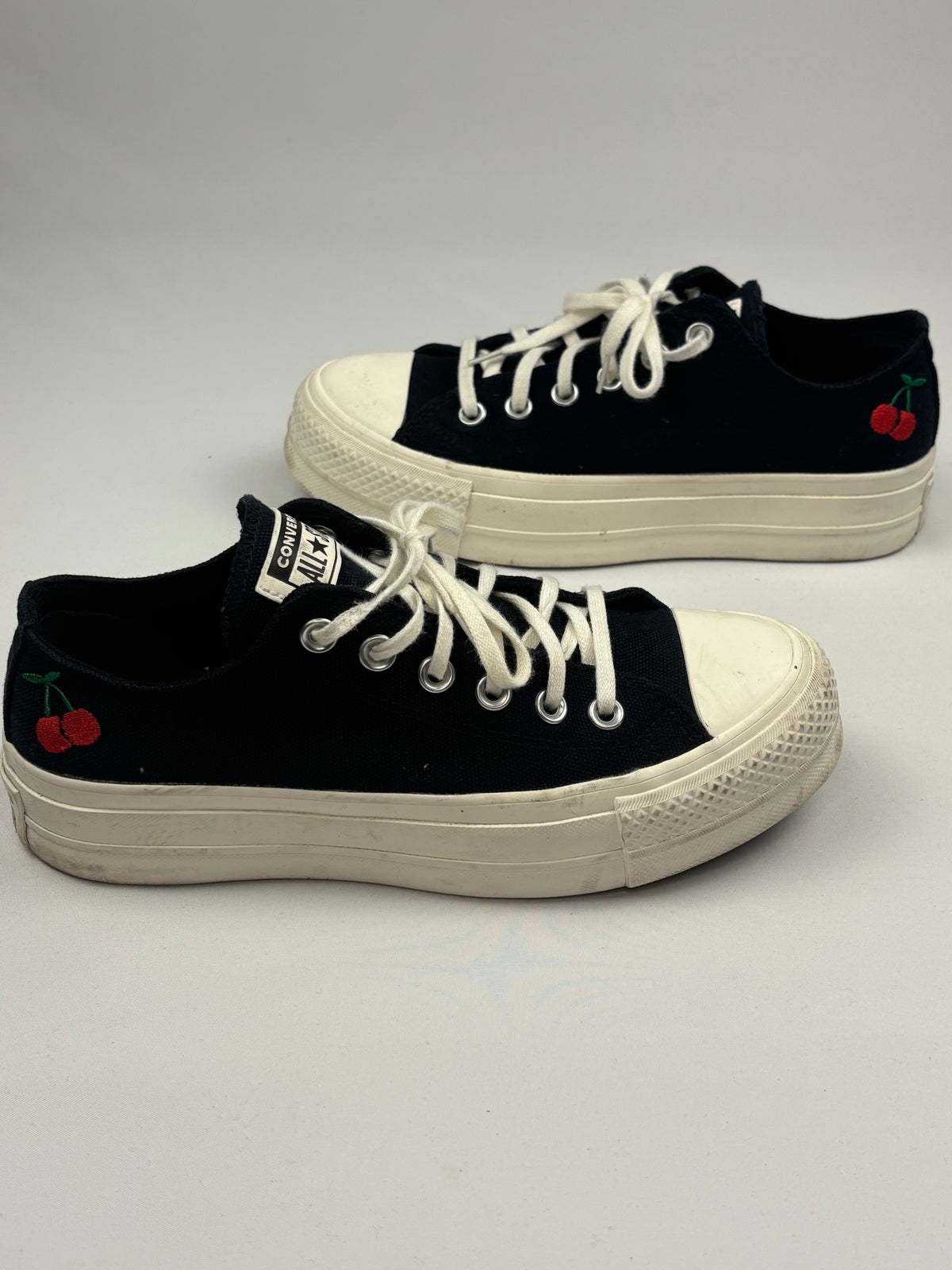 Converse Chuck Taylor All Star - Low Platform