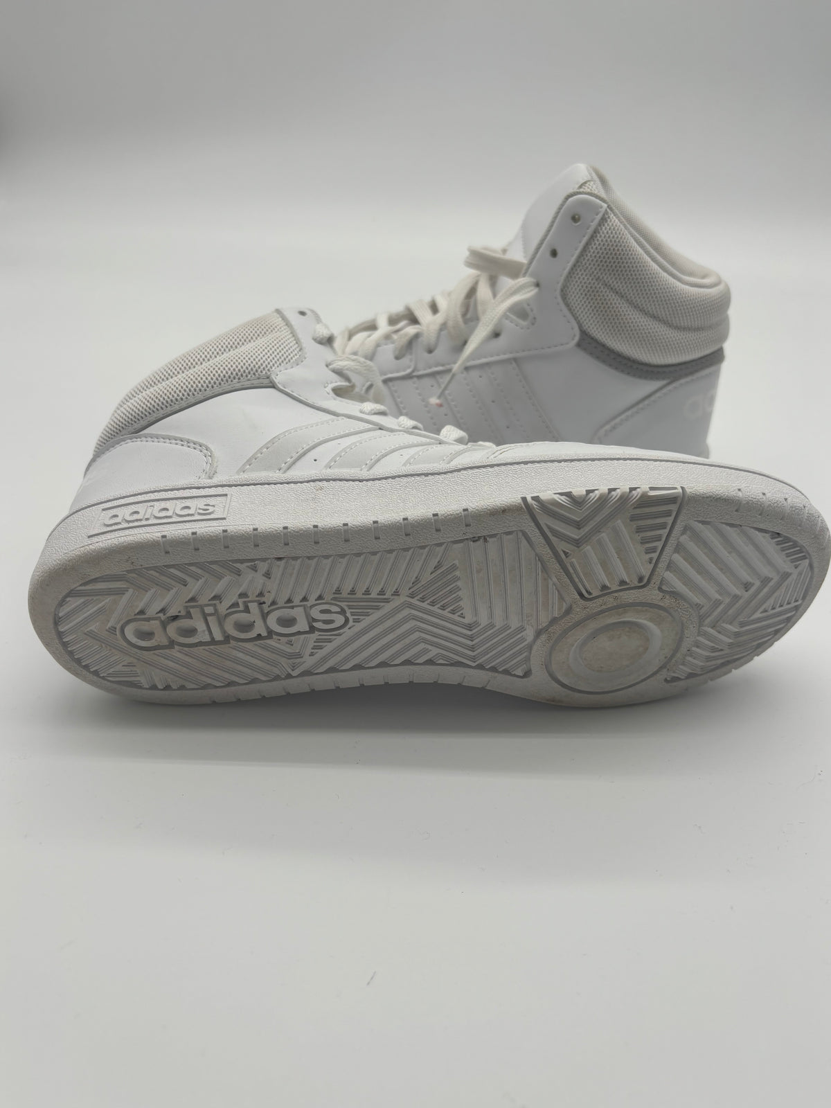 Adidas - Hoops Mid