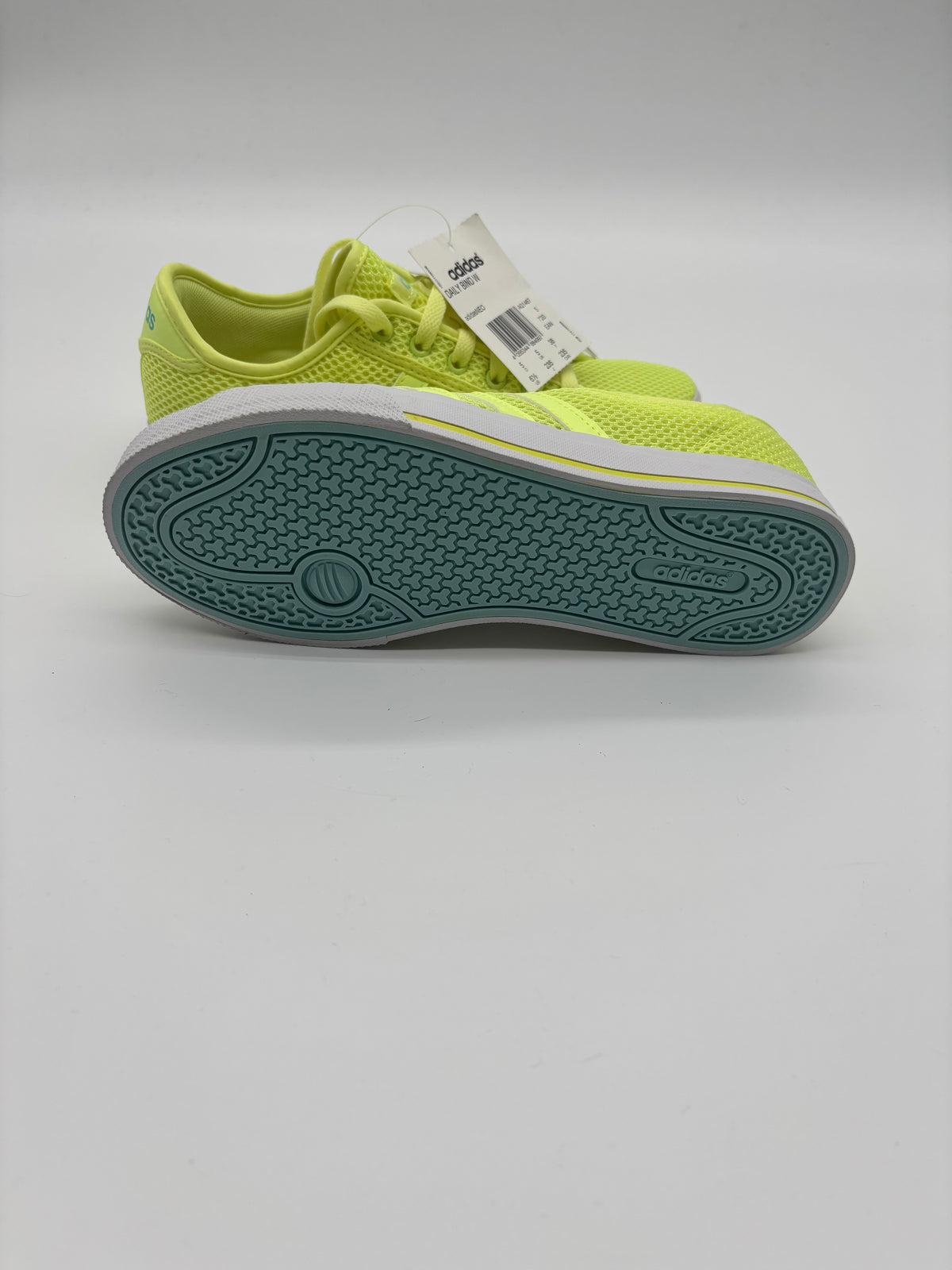 Adidas - Daily Bind