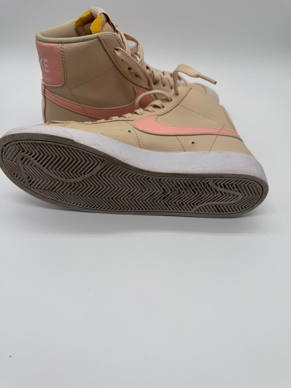 Nike - Blazer Mid 77