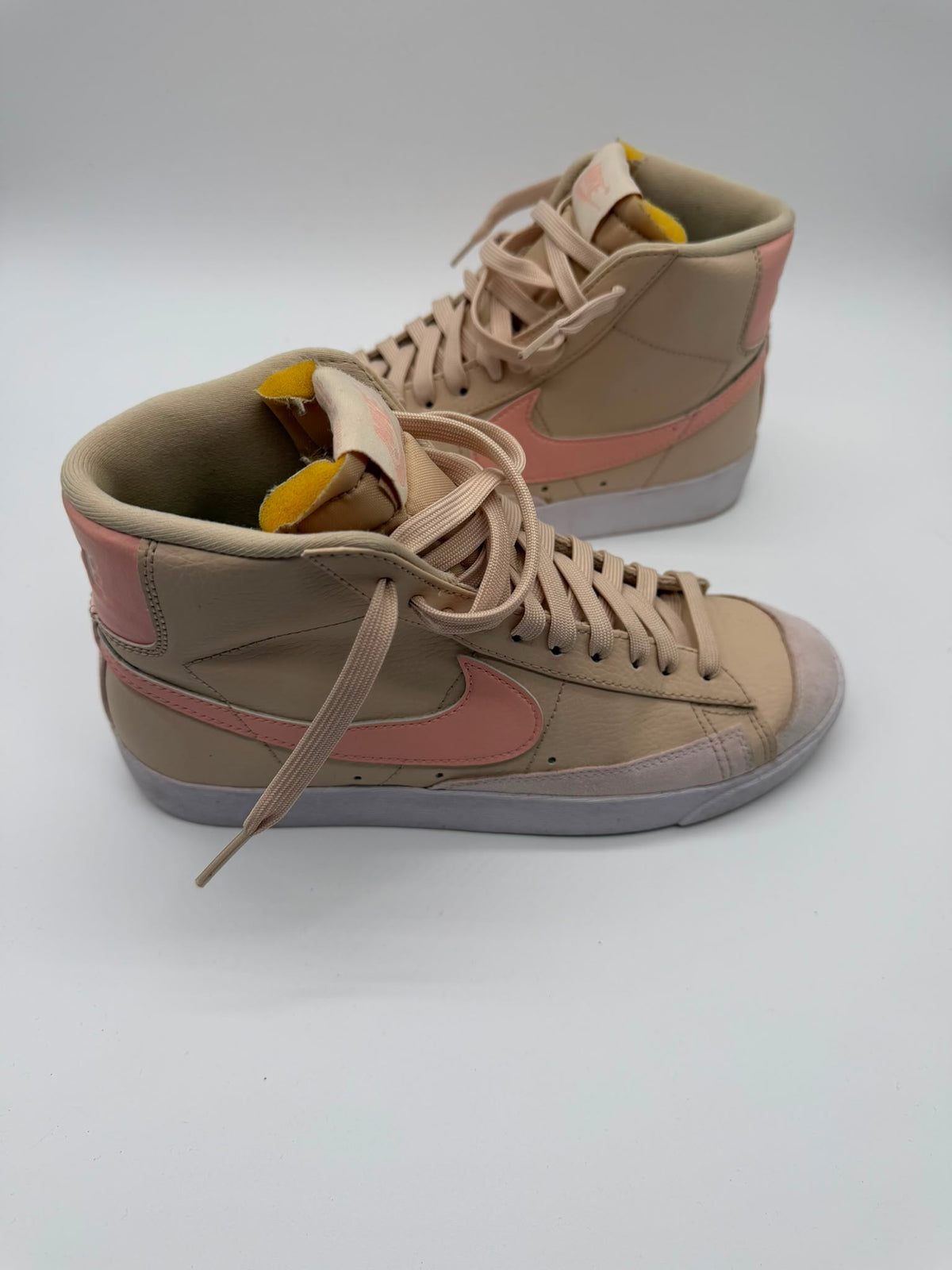 Nike - Blazer Mid 77